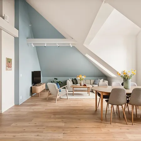 Hh - Modern L Center * Берген