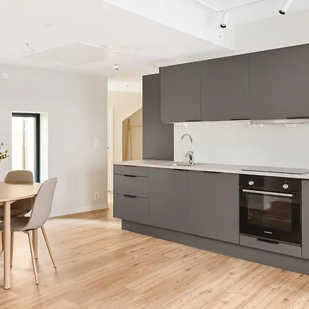 Hh - Modern L Center * ברגן