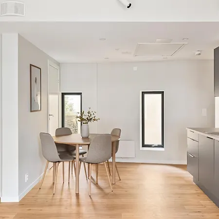 Hh - Modern L Center דירה