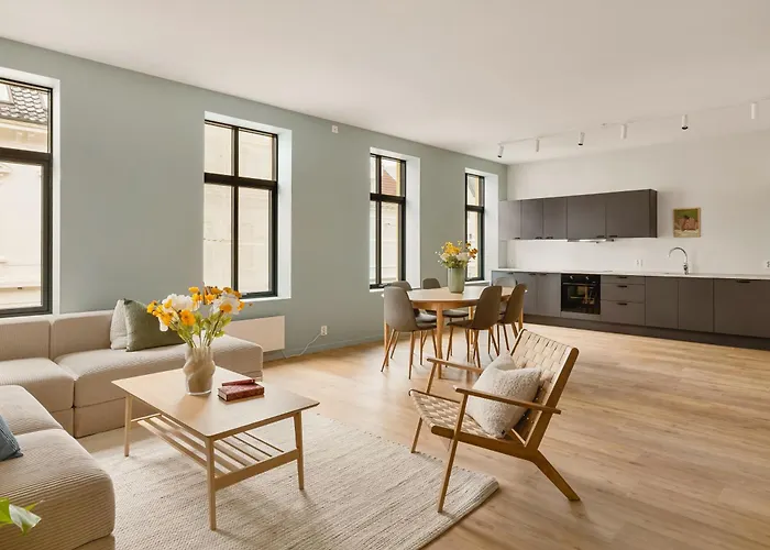 Hh - Modern L Center Daire