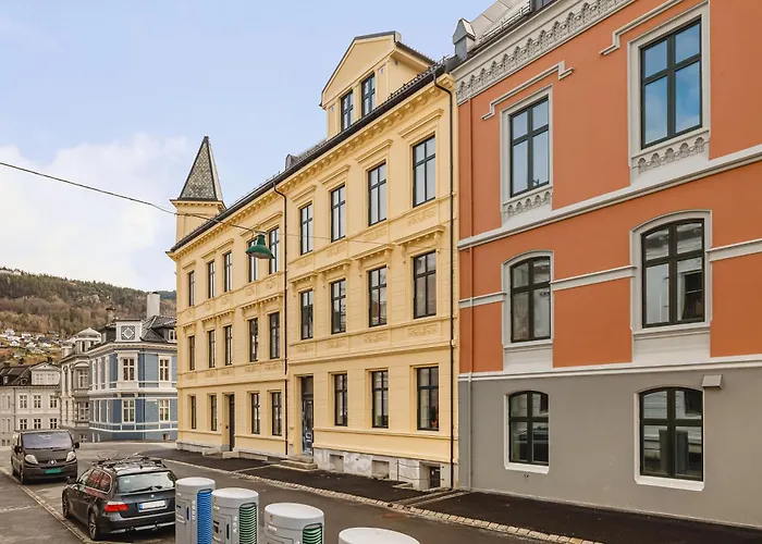 Hh - Modern L Center Bergen