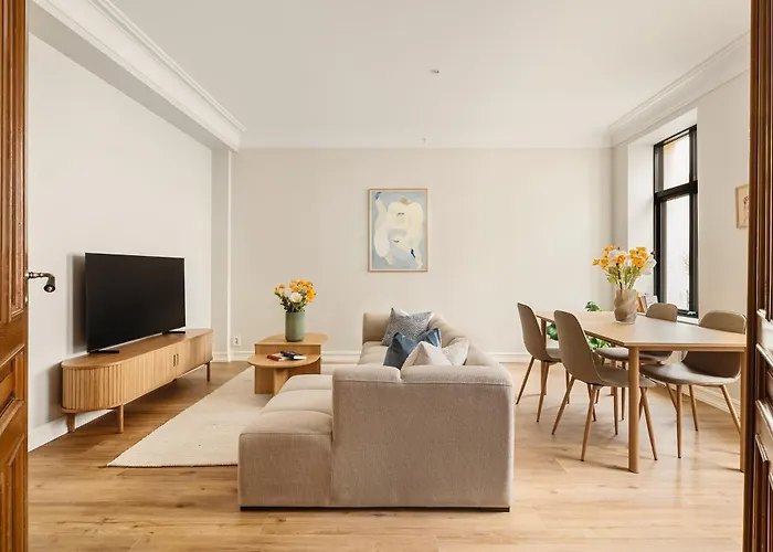 Daire Hh - Modern L Center