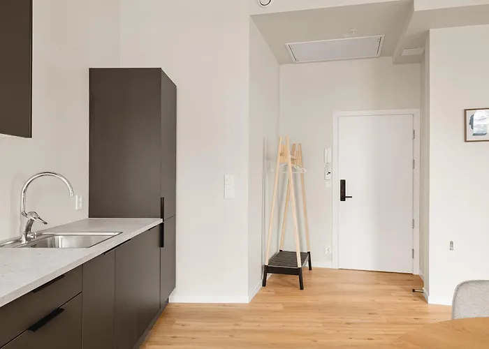 Hh - Modern L Center * Bergen