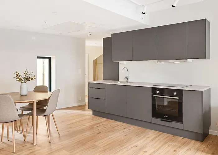 Hh - Modern L Center * Bergen